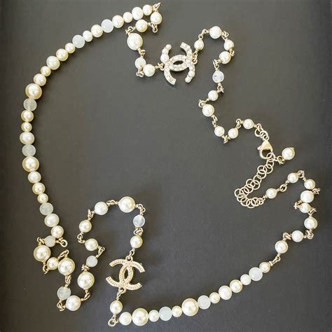 chanel pearl necklace replica uk|faux chanel necklaces.